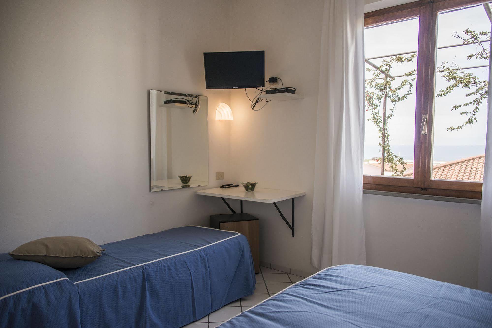 Hotel Il Perseo Chiessi Extérieur photo