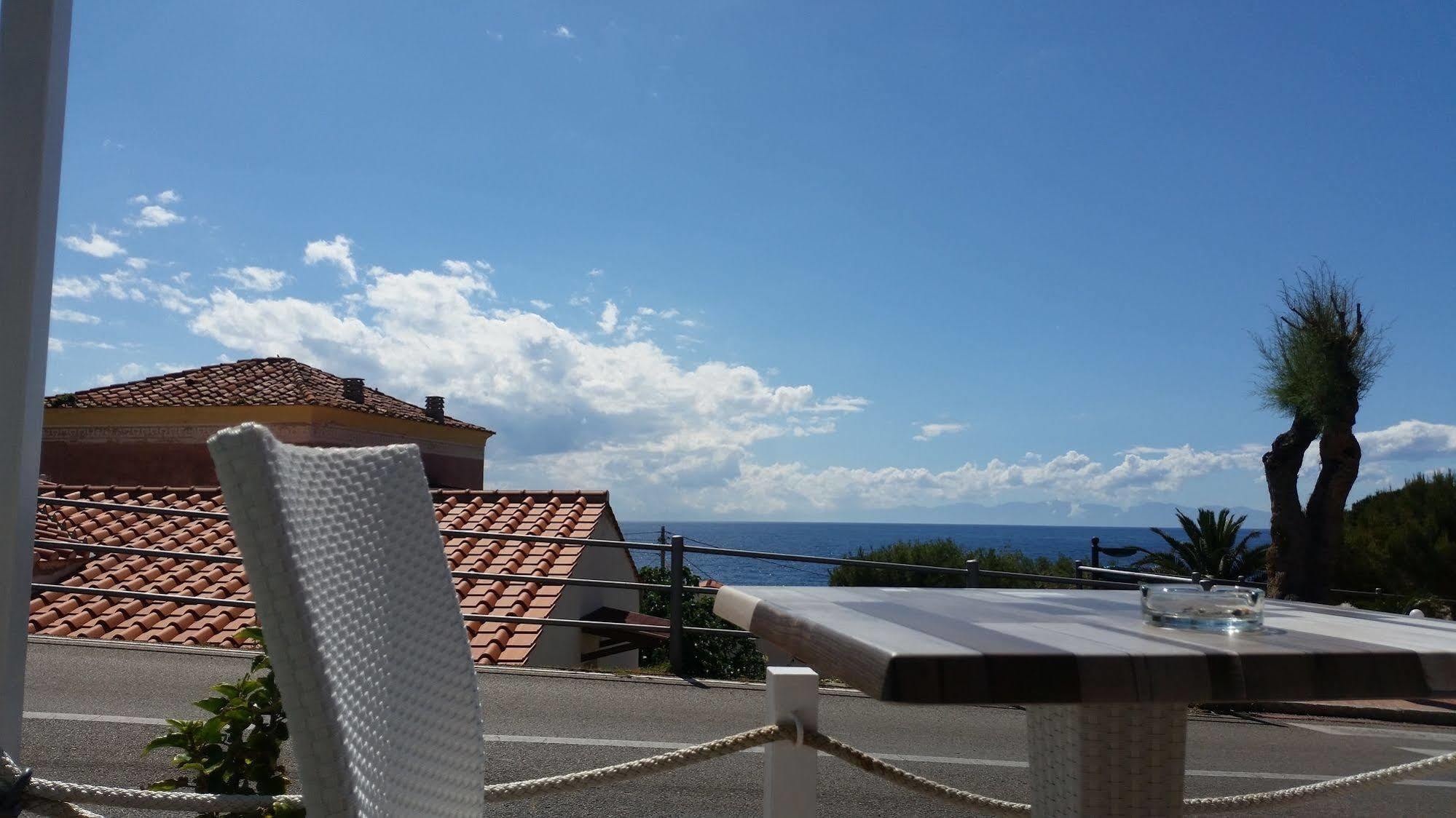 Hotel Il Perseo Chiessi Extérieur photo